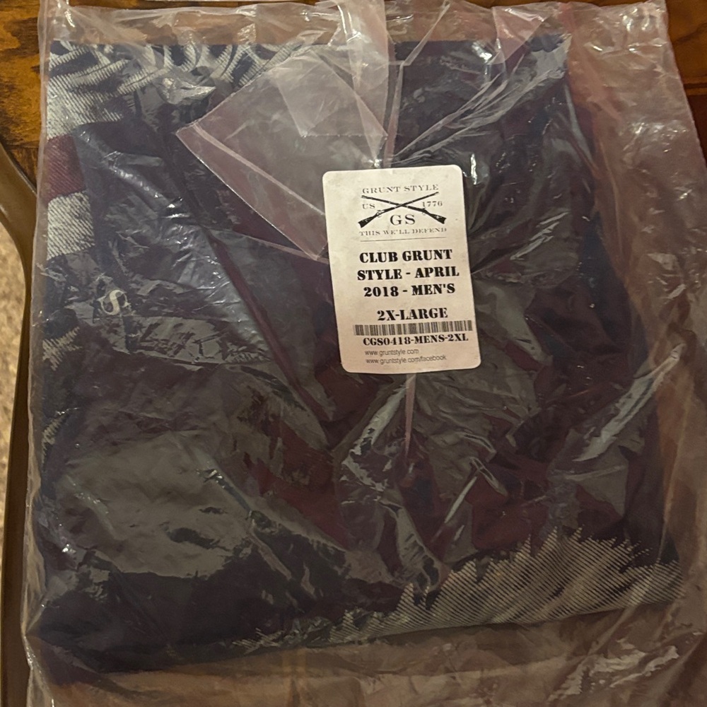 NIP grunt style Navy Graphic T-Shirt with Eagle Design size xxl - Picture 2 of 4